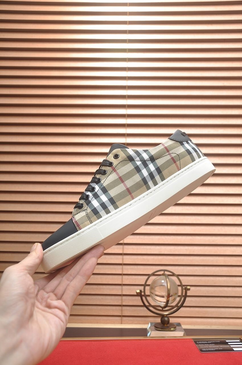 Burberry Sneakers